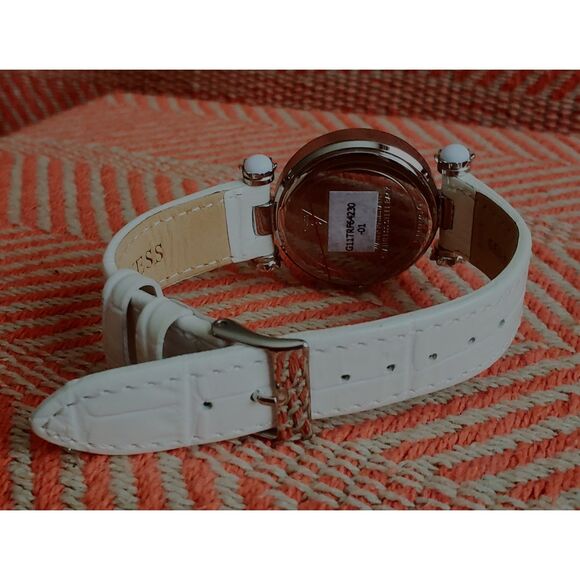 New in Box Women\'s Guess Watch White Band/Breast Cancer Awareness